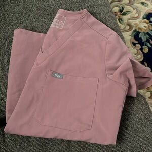 Figs Catarina scrub top mauve